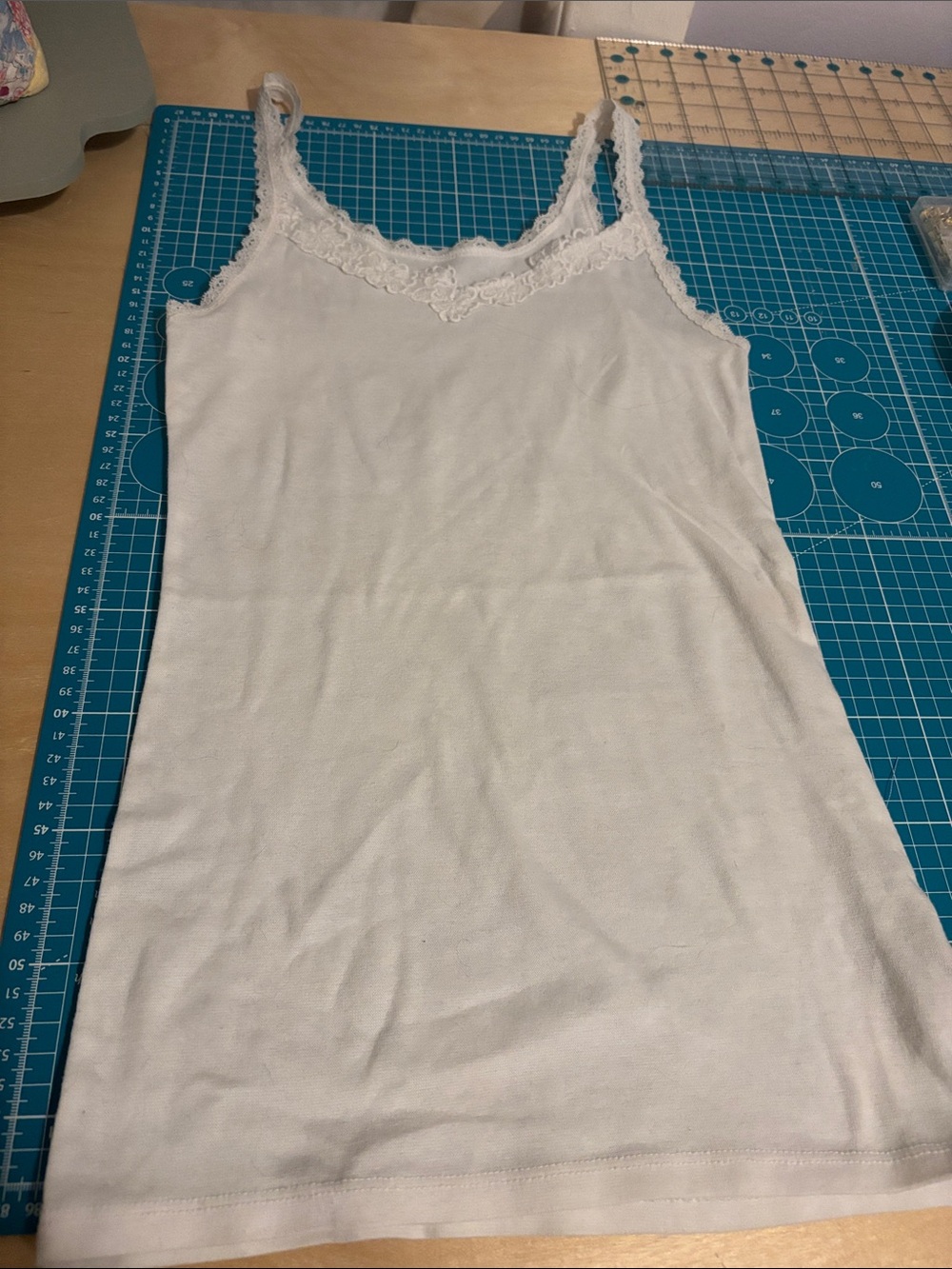Women's Lace-Trim Cotton Camisole - White Mossimo size medium